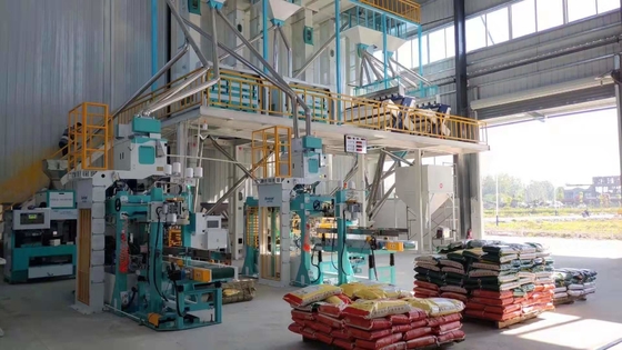 Alimentation des animaux automatique à grande vitesse de la machine à emballer de riz d'EWINALL 25kg 600 sacs/H