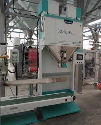 Machine à emballer de riz 5 - levage automatique du convoyeur 50kg à grande vitesse